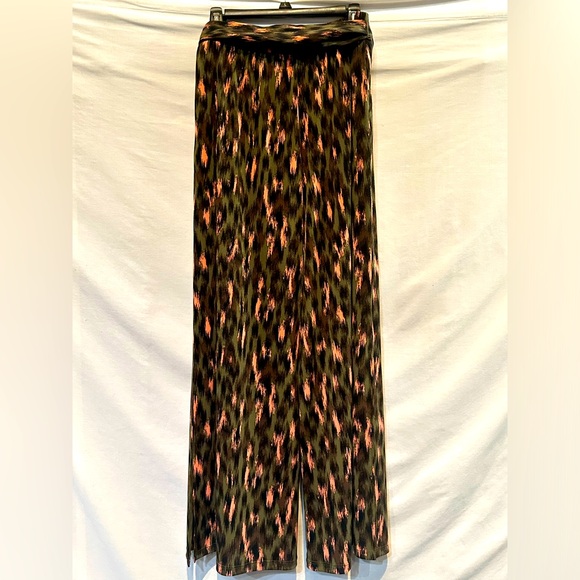 NWOT - G by Giuliana Two-Piece Top and Palazzo Pants Set - Size Medium - Picture 5 of 9